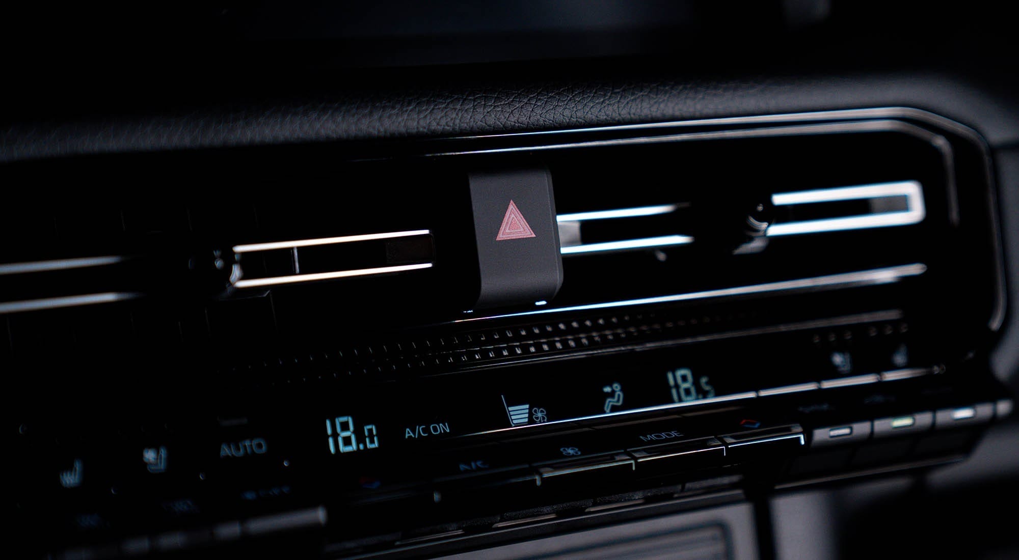 LCPRADO-CP-TOYOTA-11