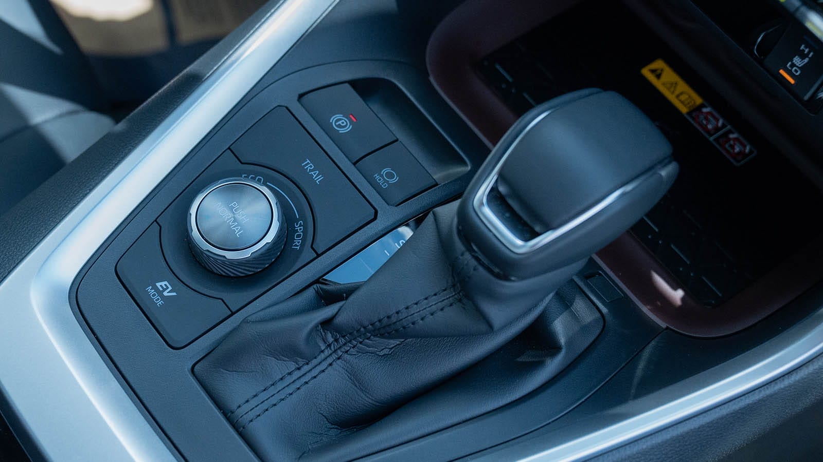 RAV4-HYB-TOYOTACP-24