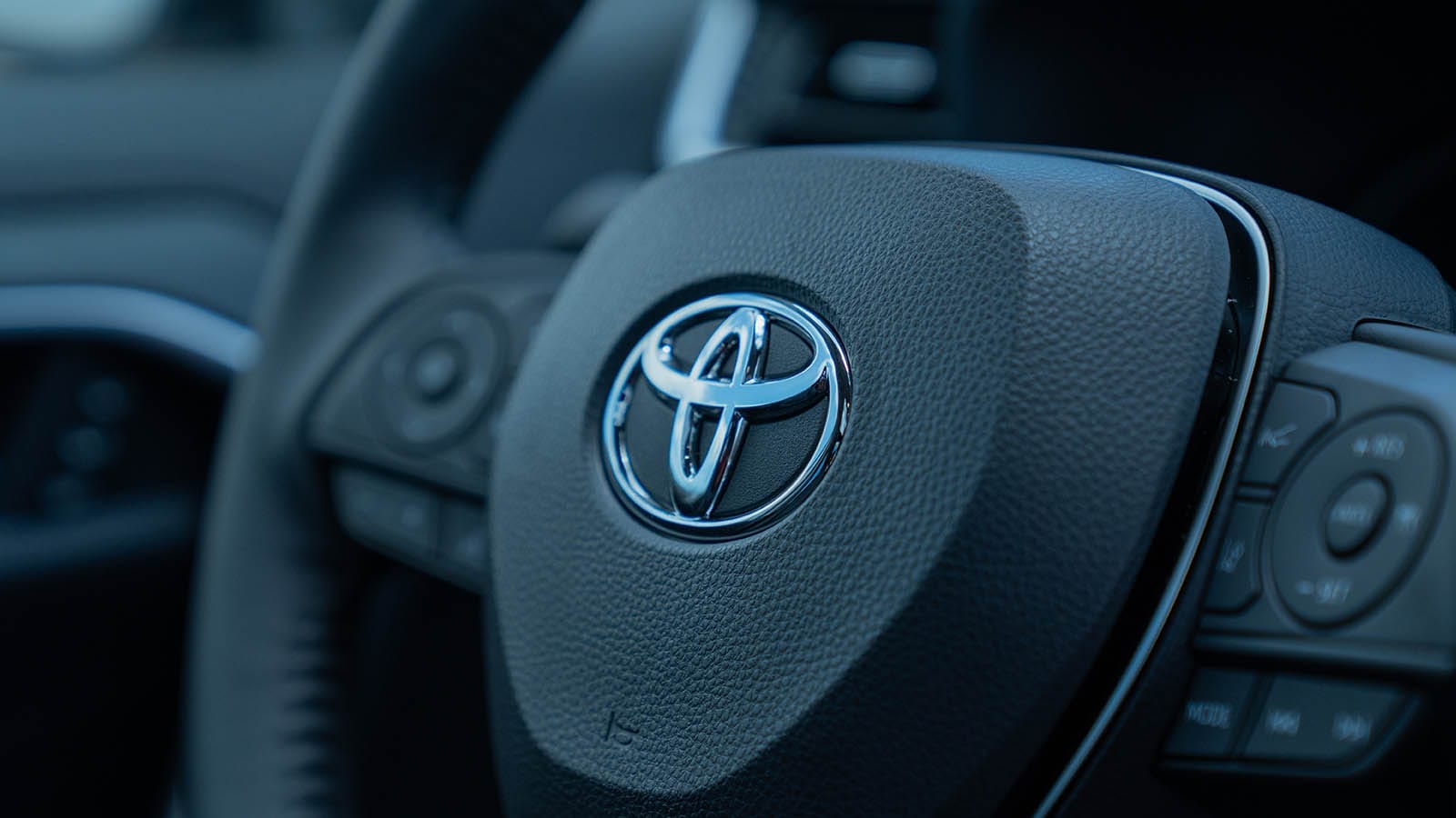 RAV4-HYB-TOYOTACP-31