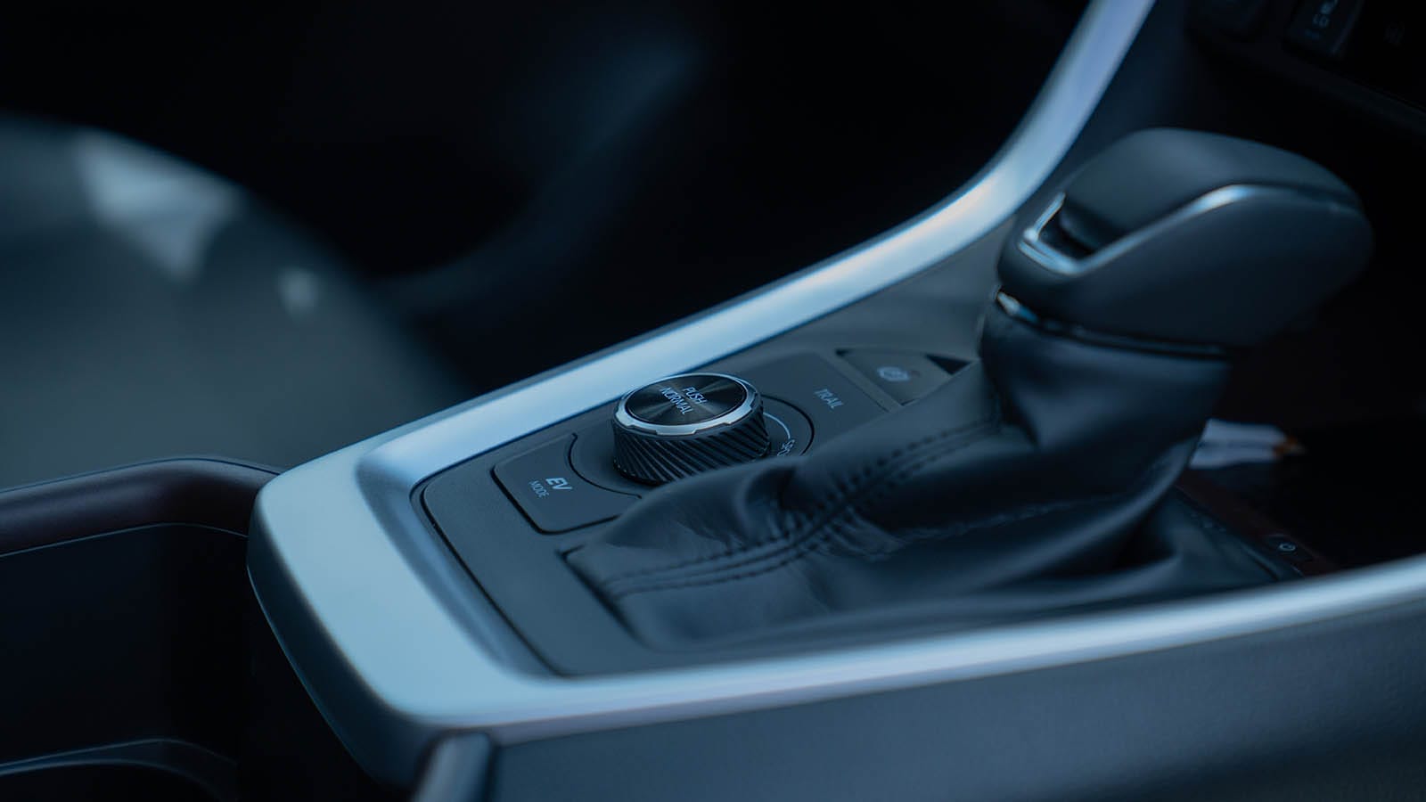 RAV4-HYB-TOYOTACP-32