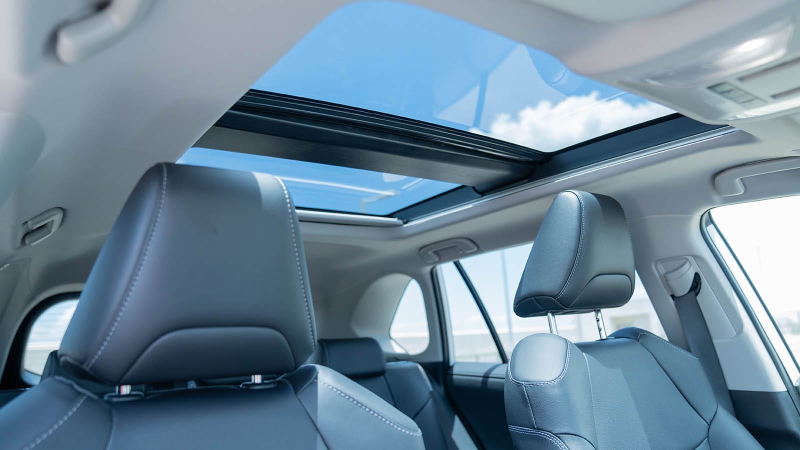 RAV4-HYB-TOYOTACP-33