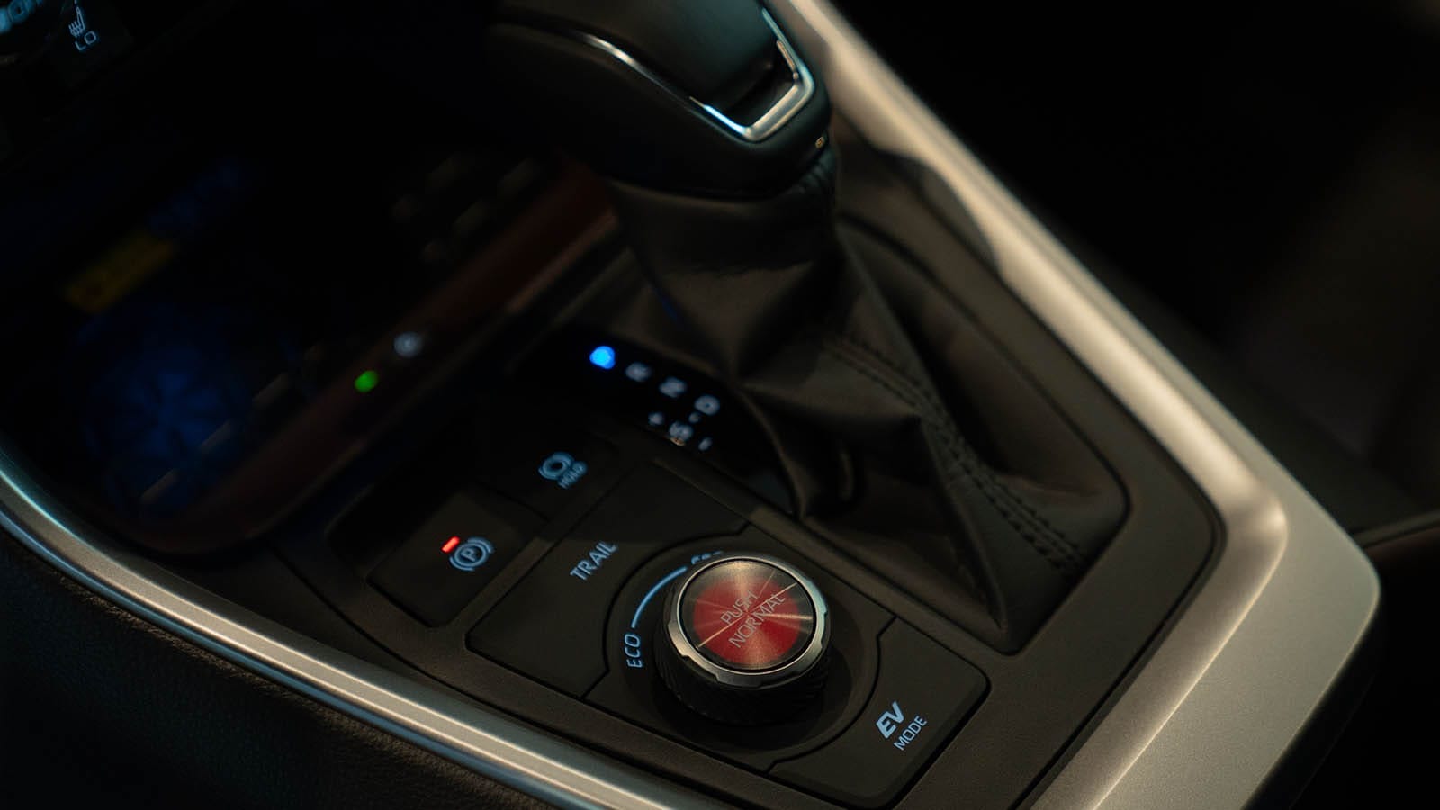 RAV4-HYB-TOYOTACP-74