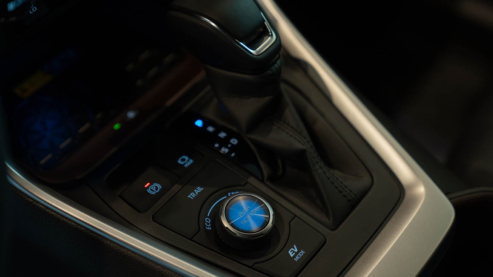 RAV4-HYB-TOYOTACP-76